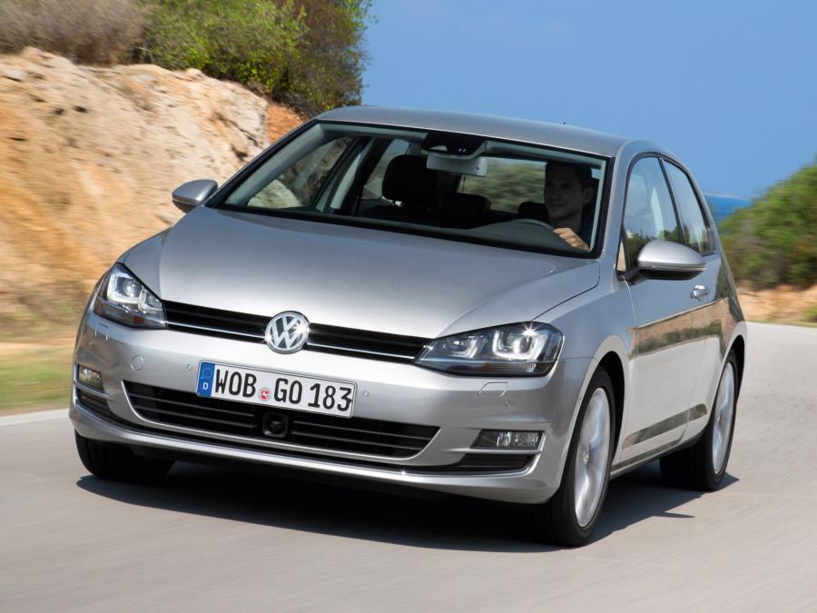  Volkswagen Golf TSI BlueMotion 2013 года  (фото 8 из 22)